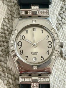 Swatch Irony Fancy Me Ladies Watch Swiss Made Black with Silver Dial Watch - Picture 1 of 8