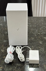 Verizon Router - CR1000B (Router)  - USED (Excellent Condition) + Power Cable - Picture 1 of 3