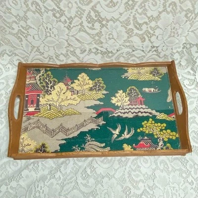 Vintage Polychrome Blue Willow Serving Wooden Tray- 16in x 10in x 2in - Image 1 of 4