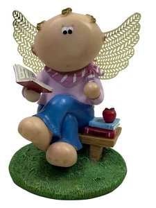 KIRK'S KRITTERS Angel Cheeks Resin Figurine 2001 History Teacher Books Apple 7cm - Imagen 1 de 9