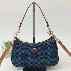 COACH Teri Shoulder Bag Signature Denim Denim/Natural CAF82 Outlet NEW - Picture 1 of 9