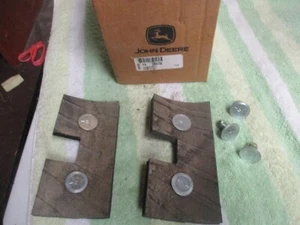 New John Deere Elevator Paddle (2) Fit's 6620 7720 8820 7721 Original Parts - Picture 1 of 1