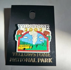 Vintage 2002 PD Yellowstone Hamilton Stores Pin Rare Item!!! - Bild 1 von 2