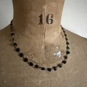 Vintage schwarze Emaille Herz Halskette ~ goldfarben ~ Goth süß ~ 17,5 Zoll - Bild 1 von 6