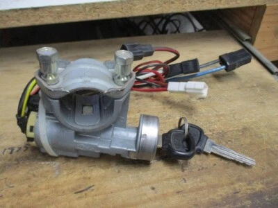 1989 - 1994 年福特 Capri SA SC SE XR2 Clubsprint 点火锁气缸带钥匙原始设备制造商 — 第 1/4 张图片