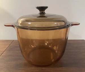Stufato Corning Pyrex "Vision Amber" 3,5 quarti con coperchio V-2,5-C *LEGGI* - Foto 1 di 16