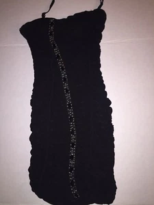Vestido de fiesta Dani negro elástico pequeño transparente súper elástico con cuentas nuevo - Imagen 1 de 8