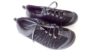 Women Shoes "Sneakers" Comfortable . Black . SUPERB . NEW . - Picture 1 of 11