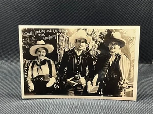 RPPC COWBOY COUNTRY WESTERN DOLLY JENKINS E ZIO DAN CON GENE AUTRY - Foto 1 di 2