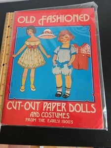 Vintage Old Fashioned Cut Out  Paper Dolls Book - Picture 1 of 2