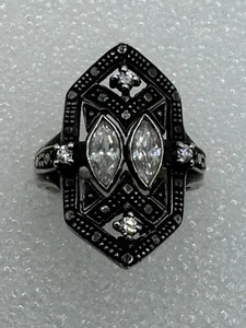 Anillo vintage de plata de ley 925 con diseño de diamantes de imitación talla 7 - Imagen 1 de 9