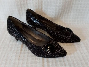 SOFT STYLE Size 6 Black Patent Leather Faux Suede Laser Buckle Slip On - Picture 1 of 8