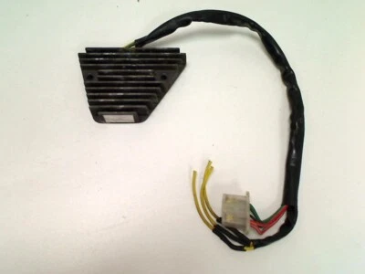 regulator - rectifier for HONDA VF 750 C MAGNA 1982-1984 V45 (RC07-RC09) used - Image 1 of 4