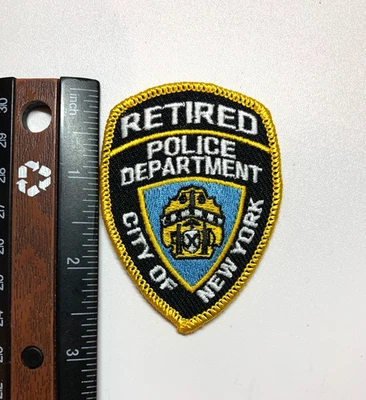 PEQUEÑO NYC Policía de la Ciudad de Nueva York RETIRADO sombrero talla parche (versión 2) Foto 1 de 2