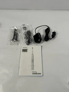 Cepillo de dientes eléctrico Philips Sonicare 6500 Protectiveclean con 3 cabezales adicionales - Imagen 1 de 17