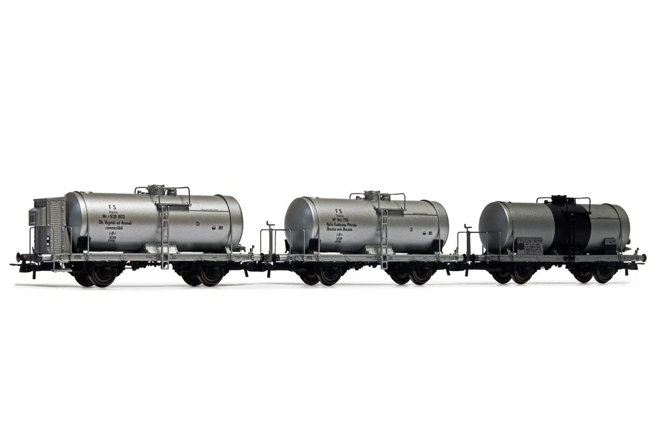 RIVAROSSI HR6489 FS, 3-unit set of 2-axle tank wagons (2 without brakeman's cab, - Photo 1/4