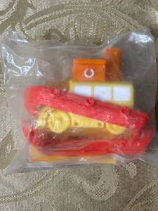 1997 Scholastic Hardee's The Magic School Bus Transforming Tugboat VERY RARE NIP - Picture 1 of 5