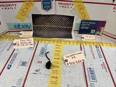 15-18 FORD FOCUS 2.0L NON TURBO FUEL PRESSURE SENSOR WIRE PLUG CONNECTOR CLIP oe - Image 1 of 4