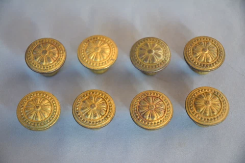 SET 8 19TH C VICTORIAN SOLID CAST BRASS DESK DRESSER DRAWER KNOB PULLS (H26) Cover