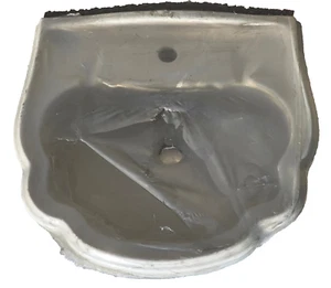 Twyfords Provencale 58cm 1TH Basin in Pergammon / Soft-White PV4211SW  NOT WHITE - Picture 1 of 3