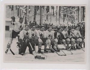 1936 Reemtsma Olympia 1936 - Band I Tobacco Team Canada (National Team) #30