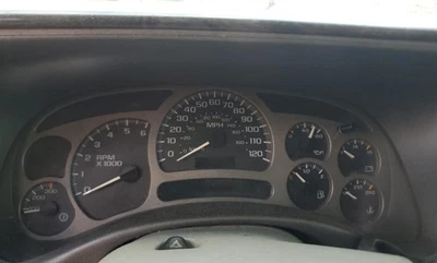 Cuadro medidor velocímetro Yukon OE 2003-2004 147 k millas GMC Foto 1 de 4