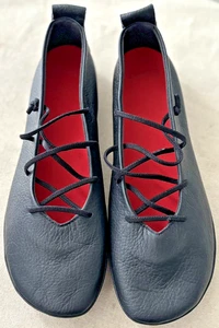 CAMPER Right Nina Women sz 40/10 Black Leather Ballerinas w/Elastic Laces EUC - Picture 1 of 10