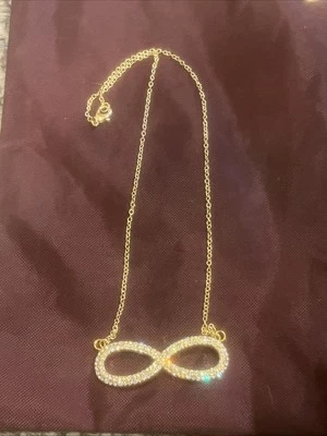 Collar C C Skye Oro Infinito 18k Chapado Amor Eterno Cristal Brillos Foto 1 de 4