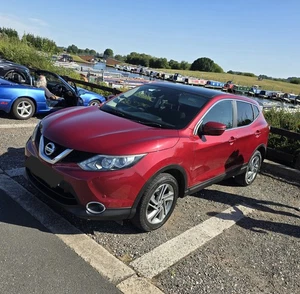 Nissan Qashqai Acenta Premium - Picture 1 of 17