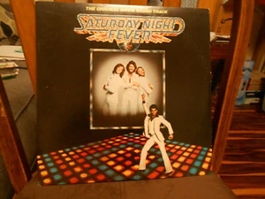 1977 Saturday Night Fever - 2 LPs - Original Movie Soundtrack - Picture 1 of 9