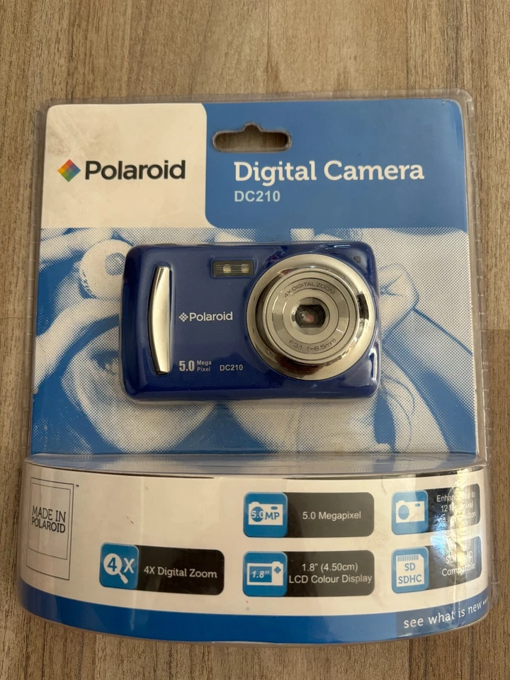 Polaroid Digital Camera DC210 5mp 4x Digital Zoom, Brand New Sealed - Image 1 of 2