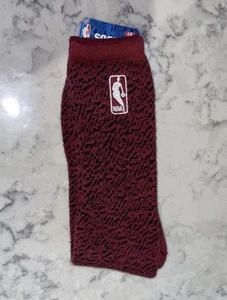 New NBA Tread Socks Vintage Men’s Sz 10-13 Maroon Black One Pair - Picture 1 of 1