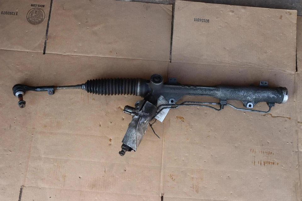 BMW M3 2008-2013 dirección dinámica asistida barra de cambios y motor de piñón OEM Foto 1 de 4