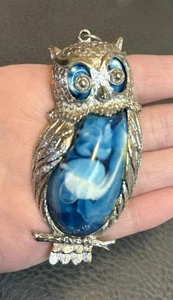 HUGE 3.5” Vintage Owl Pendant Brooch Silver Blue Marbled Lucite Jelly Belly - Picture 1 of 7