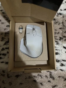 Logitech MX Master 3S Wireless Mouse - Pale Gray - Afbeelding 1 van 3