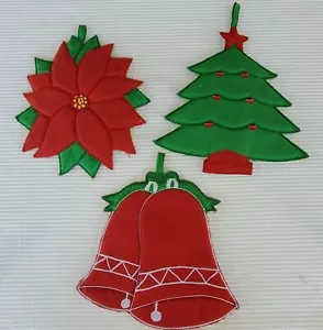 3 Christmas Potholders Vintage Tree Poinsettia Bells Cottagecore Decorative - Picture 1 of 9