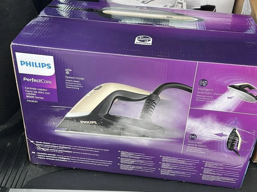 Philips PerfectCare Steam Iron 8000 Series 170 g/min black PSG8130/80 iron @KIM - Image 1 of 1