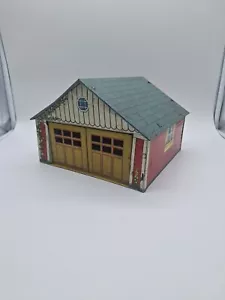 Vintage MARX Tin Litho 2 Car Garage, Flip Up Door - Picture 1 of 14