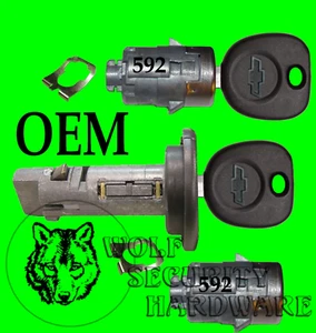 2002 Silverado Others Ignition Switch Lock Cylinder & Door Lock Set 2 Chevy Key - Picture 1 of 3