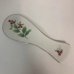 Ceramic Spoon Rest - Royal Norfolk - White w/Holly & Berries Design -8 1/4" long - Picture 1 of 3