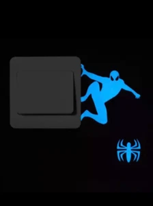 Kleines Wandsticker blau leuchtend Spider-Man ähnlich Marvel, Spider - Bild 1 von 1