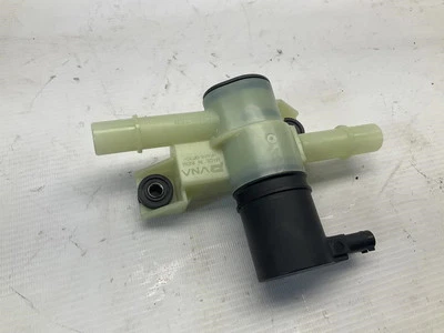 22-23 保时捷 Cayenne 燃油蒸汽炭罐净化压力调节器T — 第 1/4 张图片