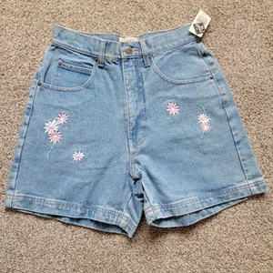 Pantaloncini vintage Denim Republic ricamati fiori donna taglia 7/8 nuovi con etichetta - Foto 1 di 17