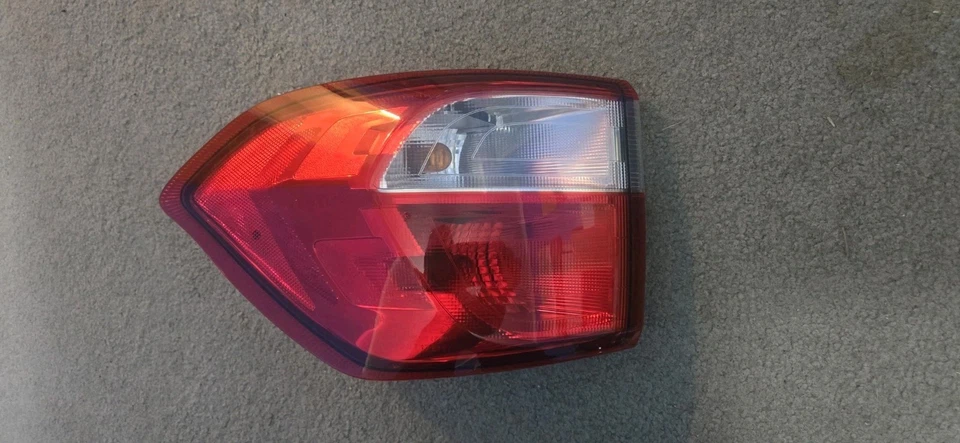 2018 2019 2020 2021 2022 Ford Ecosport tail light left driver 18 19 20 21 22 Foto 1 de 1