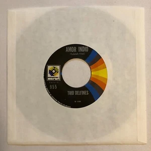 TRIO DELFINES - ME SOBRA CORAZON / AMOR INDIO - MEXICAN 7¨ SINGLE, PAPER SLEEVE - Picture 1 of 4