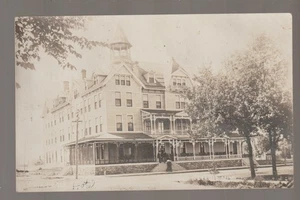 Detroit Lakes MN RPPC c1910 MINNESOTA HOTEL Street Scene - Picture 1 of 2