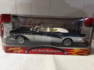 Nib Motormax American Graffiti 1957 Buick Roadmaster Blue And White 73100g - Picture 1 of 7