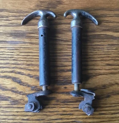 MANIJAS DE PESTILLO DE CAPUCHA de colección antiguas de principios de los años 1920 y 1930 Foto 1 de 4