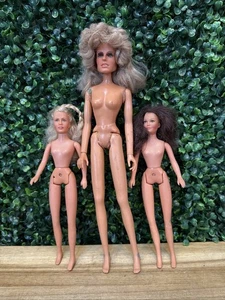 Bambola vintage 1977 Hasbro Charlie’s Angels & Farrah Fawcett 12” TLC - Foto 1 di 16