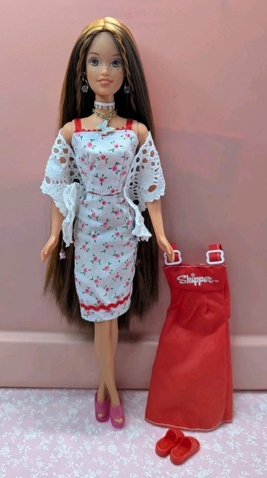 Muñeca Barbie Teen Courtney All Grown Up 1996 Mattel rediseñada  Foto 1 de 4